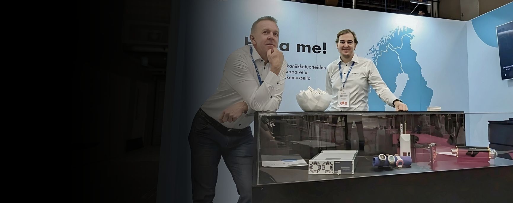 Two Inission Lohja employees at the Alihankinta trade fair stand